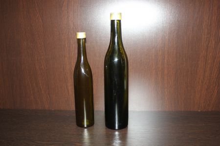 Бутылка Оил 0,5л.  с корковой пробкой.
