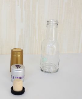 Бутылка стеклянная для масла 100 мл Дора с винтовой и корковой  пробкой